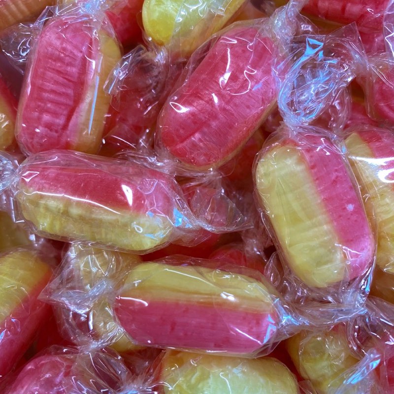 Stockley's Rhubarb & Custard Twists (wrapped)